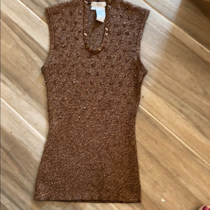 Bronze stretch top is beautiful and looks amazing.